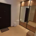 Warmzy Near Park With Free Parking アパート
