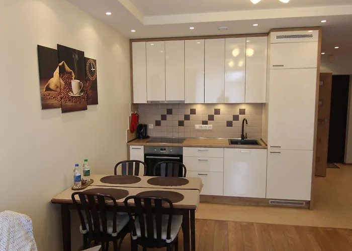 Daire Warmzy Near Park With Free Parking Vilnius